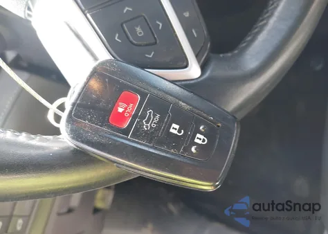 2022 Toyota Highlander Xle z USA, uszkodzony, nr VIN 5TDHZRBH2NS175452